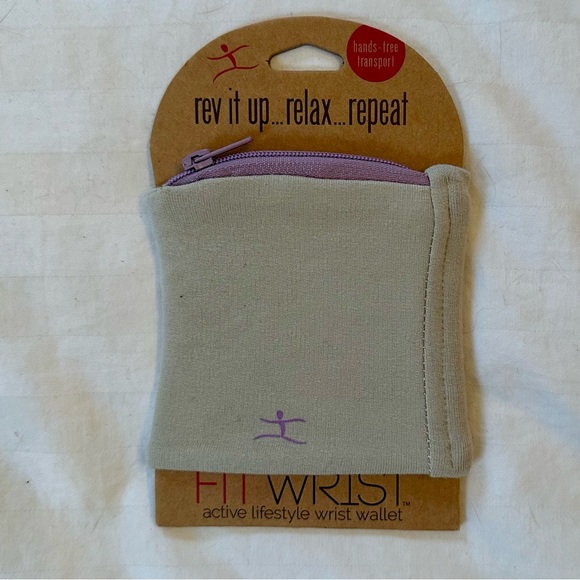 Run Collection NWT - Picture 11 of 12